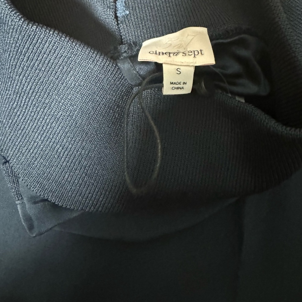 NWOT! CINQ À SEPT Lonny Sleeveless Turtleneck Silk Top - Picture 5 of 6